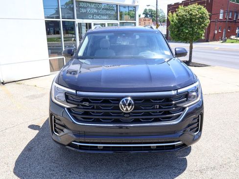 Used 2026 Volkswagen Atlas SEL Premium R-Line AWD/4WD image 8