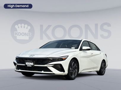 Certified 2025 Hyundai Elantra Limited