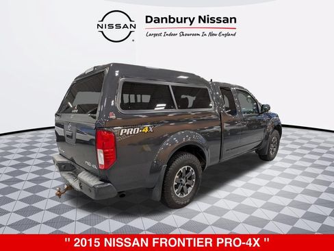 Used 2015 Nissan Frontier PRO-4X AWD/4WD image 3
