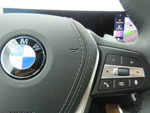 Certified 2025 BMW X5 xDrive40i w/ Parking Assistance Package image 12