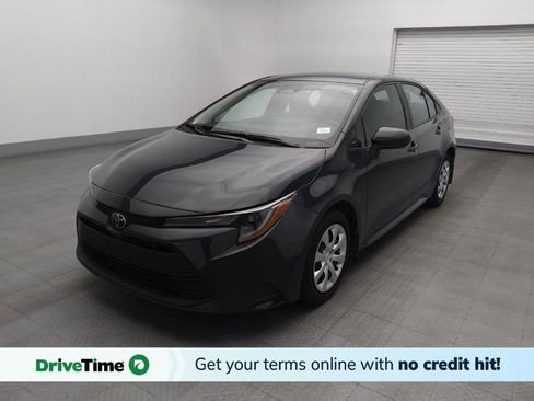 Used 2025 Toyota Corolla LE FWD image 1