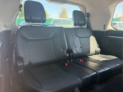 Used 2017 Lexus LX 570 4WD w/ Luxury Package image 21
