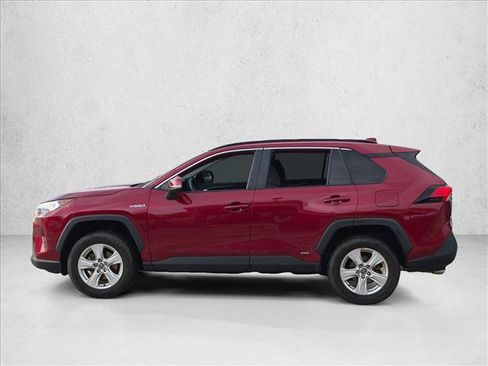 Used 2020 Toyota RAV4 XLE w/ Convenience Package AWD/4WD image 5