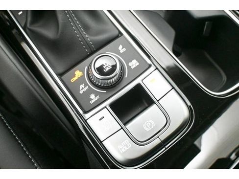 New 2025 Kia Telluride S image 29