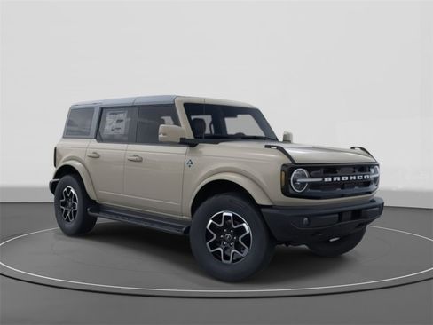 New 2025 Ford Bronco Outer Banks image 7