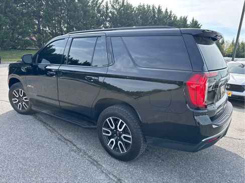 Used 2022 GMC Yukon AT4 image 4