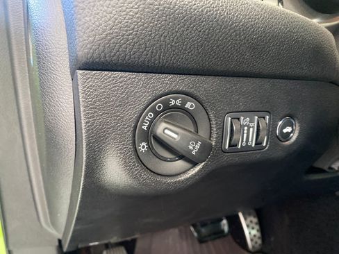 Used 2023 Dodge Challenger R/T Scat Pack image 36