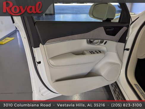 Used 2022 Volvo XC90 T6 Inscription w/ Advanced Package image 19