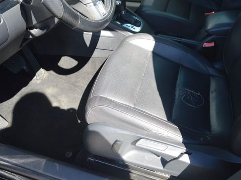 Used 2010 Volkswagen Jetta SE image 11