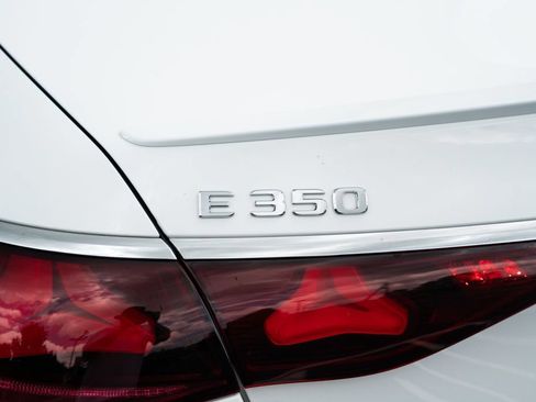 Used 2025 Mercedes-Benz E 350 Sedan w/ Winter Package image 22