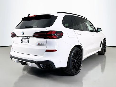New 2026 BMW X5 M60i w/ Climate Comfort Package image 7