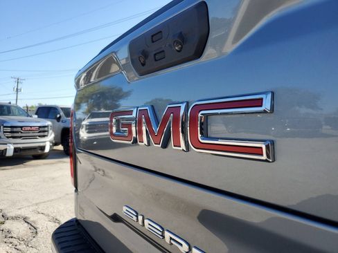 New 2026 GMC Sierra 1500 SLT w/ SLT Premium Plus Package AWD/4WD image 7