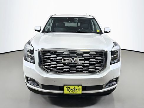 Used 2018 GMC Yukon Denali AWD/4WD image 2