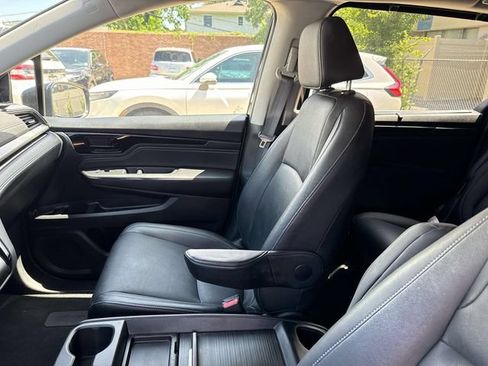 Used 2023 Honda Odyssey Touring image 14
