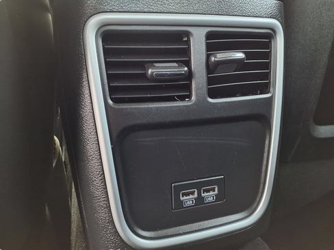 Used 2021 Chrysler 300 Touring L RWD image 25