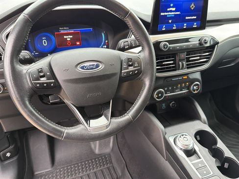 Used 2020 Ford Escape SE Sport FWD image 17