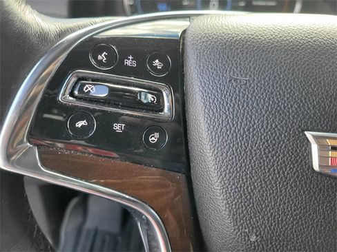 Used 2019 Cadillac Escalade ESV Premium Luxury image 23