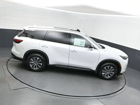 Certified 2026 INFINITI QX60 Pure w/ Cargo Package FWD image 36