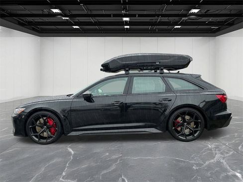 Used 2025 Audi RS 6 performance image 2