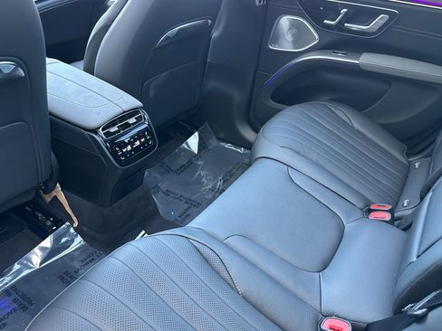 New 2026 Mercedes-Benz EQS 400 4MATIC SUV image 23