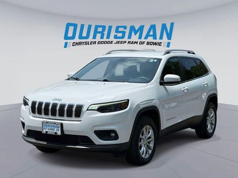 Used 2019 Jeep Cherokee Latitude w/ Popular Appearance Group AWD/4WD image 5