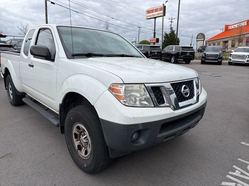 Used 2016 Nissan Frontier S image 5