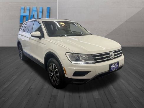 Certified 2020 Volkswagen Tiguan SE image 8