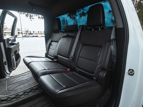 Used 2024 Chevrolet Silverado 2500 LTZ image 21