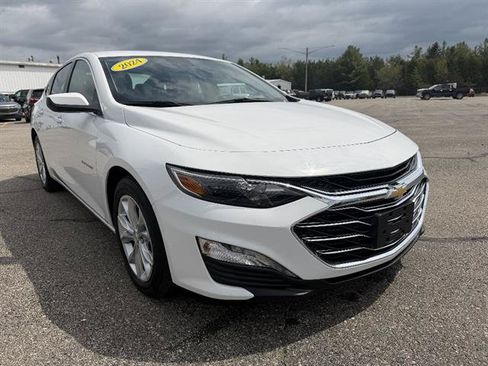 Used 2024 Chevrolet Malibu LT FWD image 9