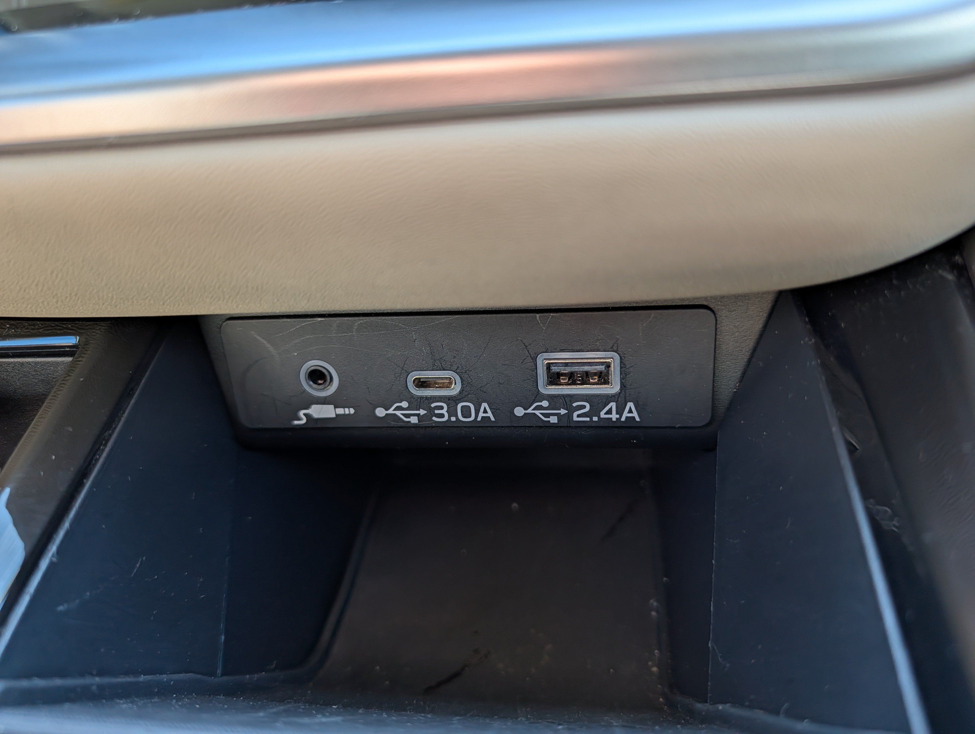 Certified 2025 Subaru Outback Premium AWD/4WD image 33