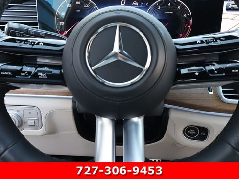Used 2025 Mercedes-Benz GLS 580 GLS 580 image 27
