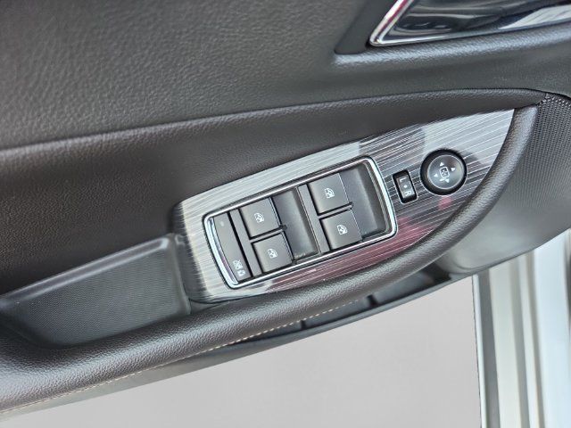 Used 2019 Chevrolet Impala LT FWD image 39