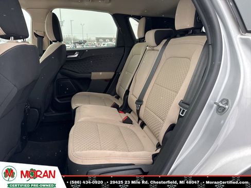 Used 2020 Ford Escape SE image 24