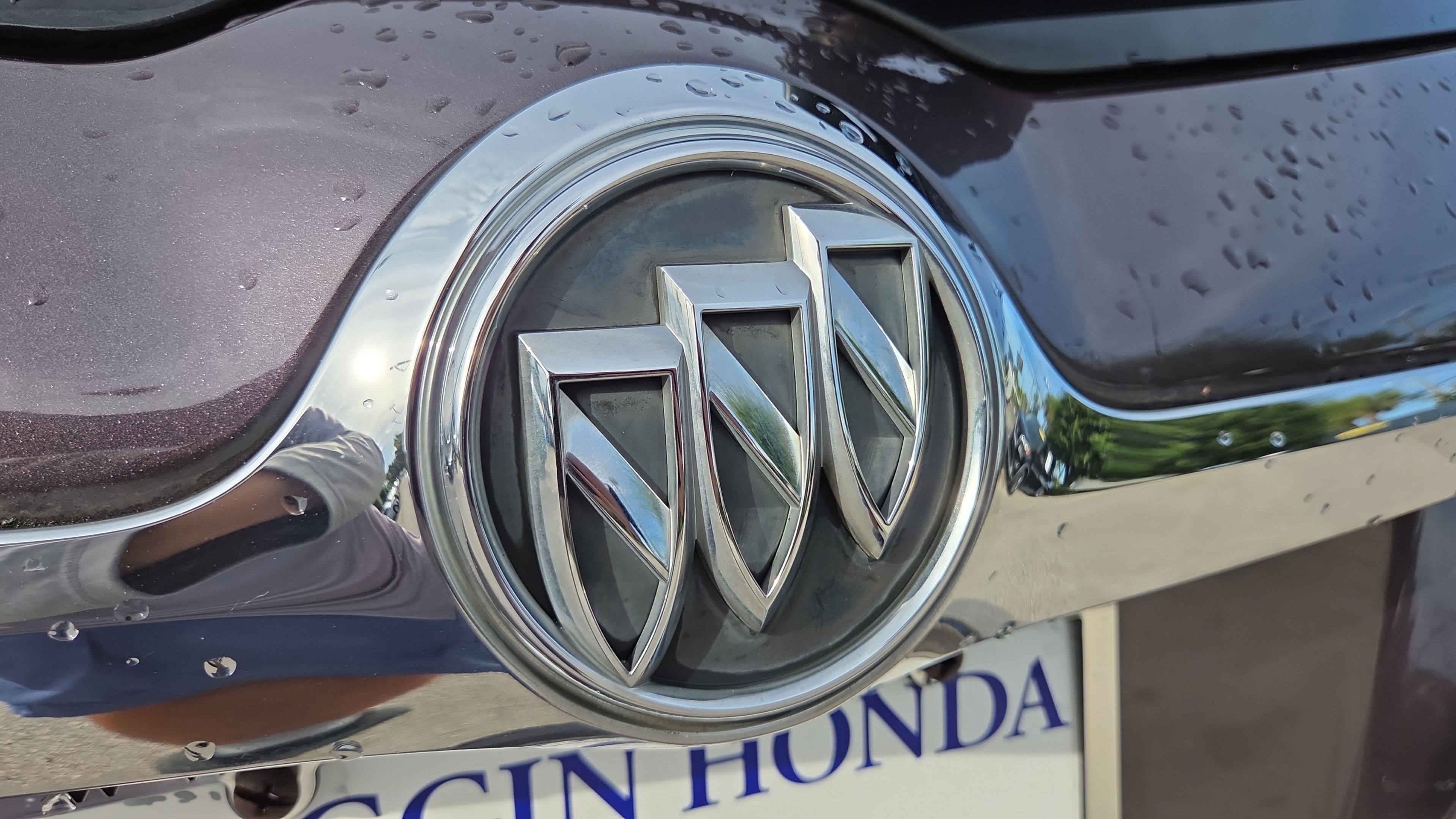 Used 2017 Buick Envision Essence FWD image 36