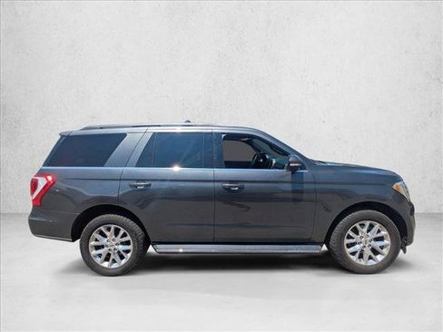Certified 2020 Ford Expedition XLT w/ Equipment Group 202A AWD/4WD image 4
