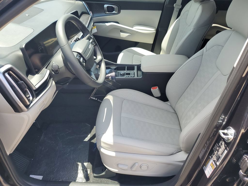 New 2026 Kia Sorento S w/ S Panoramic Sunroof Package FWD image 5