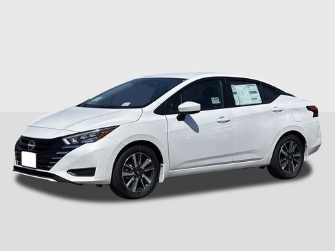 New 2025 Nissan Versa SV image 1