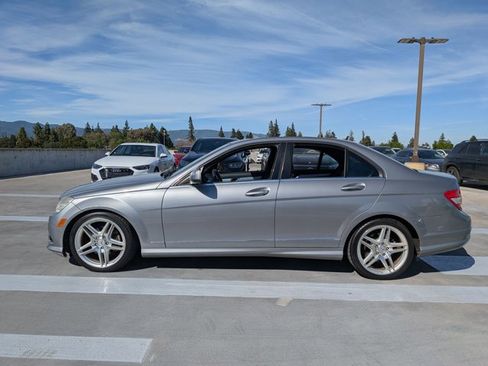 Used 2008 Mercedes-Benz C 300 Sport image 8