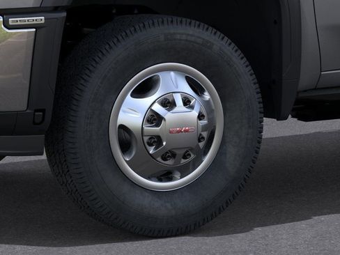 New 2026 GMC Sierra 3500 Pro AWD/4WD image 9