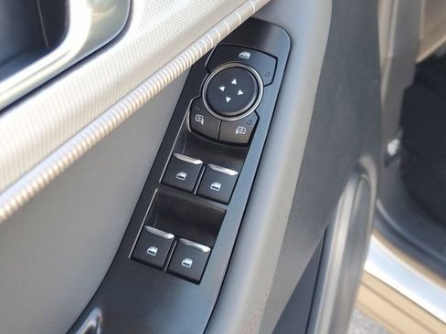 New 2026 Ford Explorer Active w/ Active Comfort Package RWD image 19