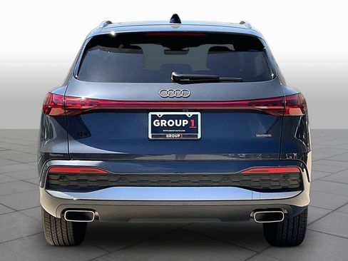 Used 2025 Audi Q5 Premium AWD/4WD image 5