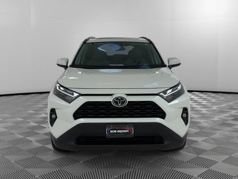 Used 2022 Toyota RAV4 XLE Premium AWD/4WD image 8