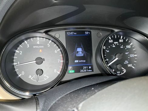 Used 2020 Nissan Rogue SL w/ Premium Package image 34