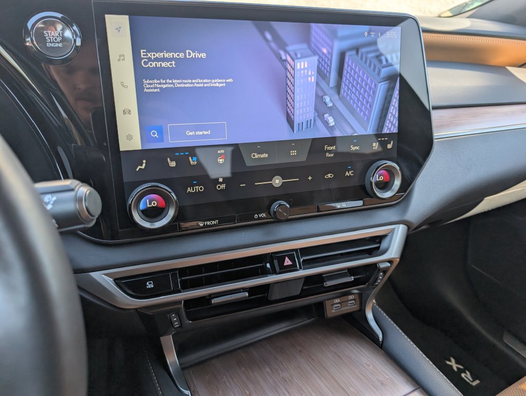 Used 2025 Lexus RX 350 Premium w/ Accessory Package (Z1) FWD image 9