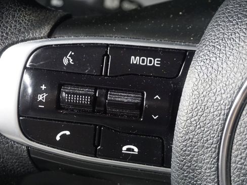 Used 2021 Kia K5 LXS image 11