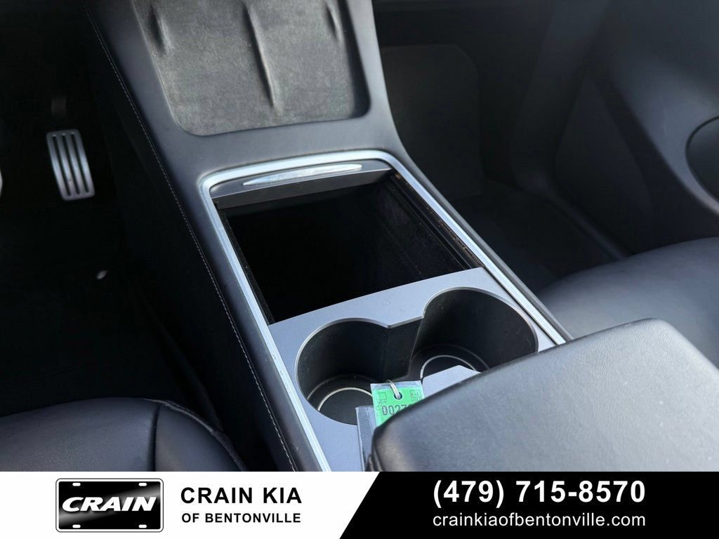 Used 2022 Tesla Model Y Performance AWD/4WD image 17