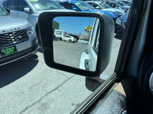 Used 2013 Jeep Wrangler Unlimited Sahara w/ Connectivity Group AWD/4WD image 20