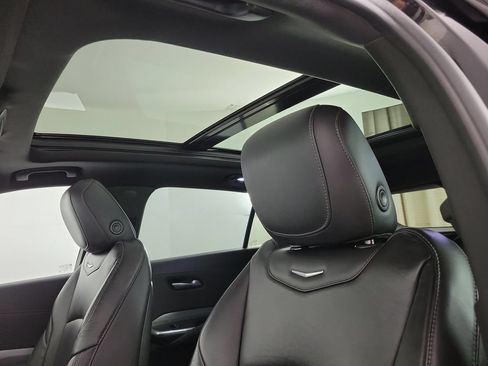 Used 2023 Cadillac XT4 Premium Luxury AWD/4WD image 18