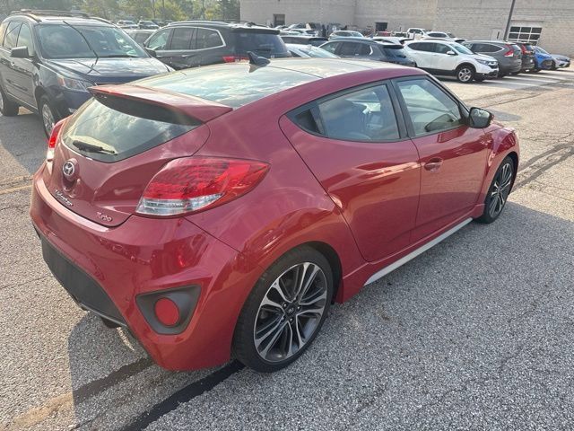Used 2016 Hyundai Veloster Turbo w/ Option Group 04 FWD image 3