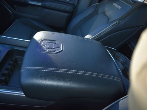 Used 2024 RAM 1500 Laramie image 24
